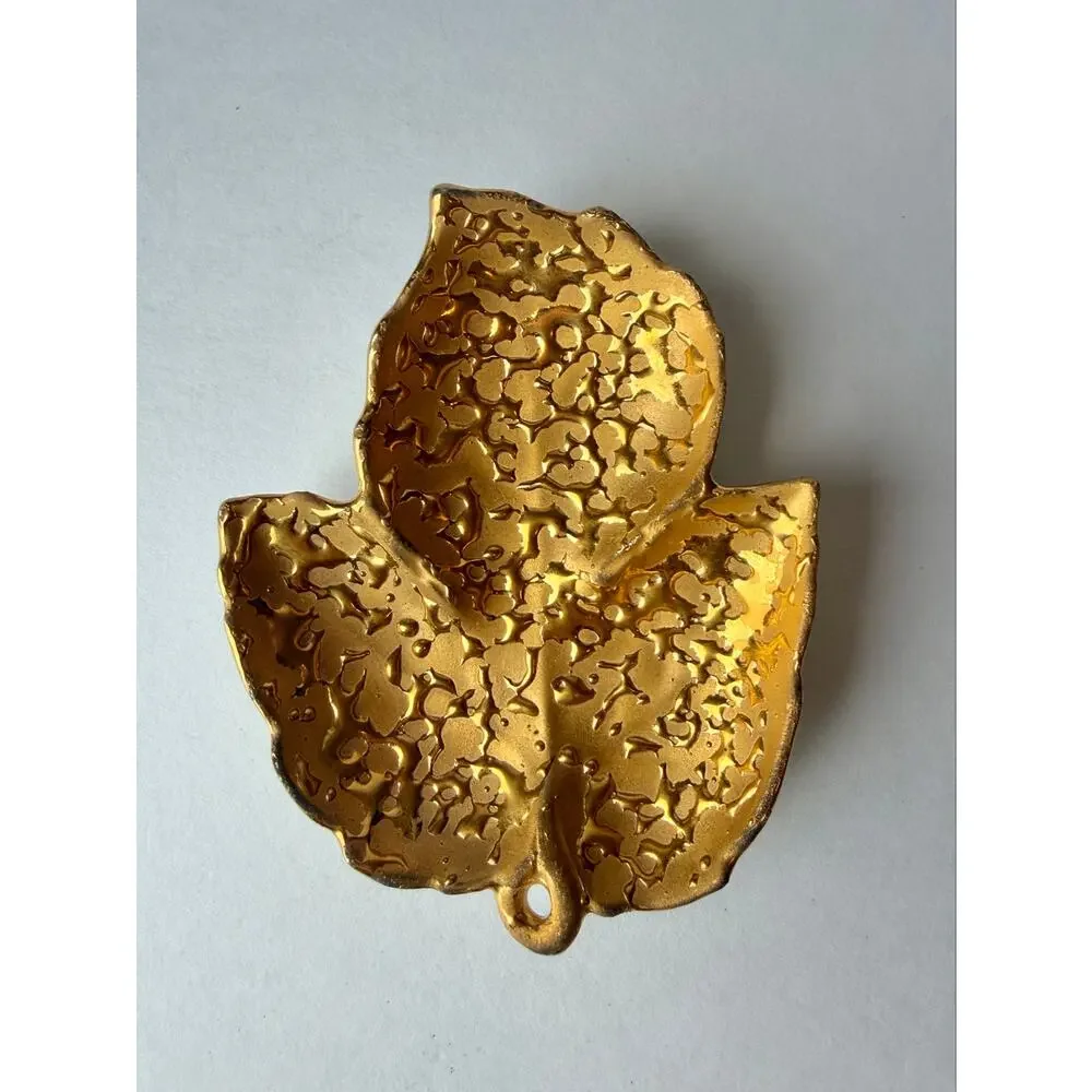 Vintage White Ceramic Leaf Dish 5